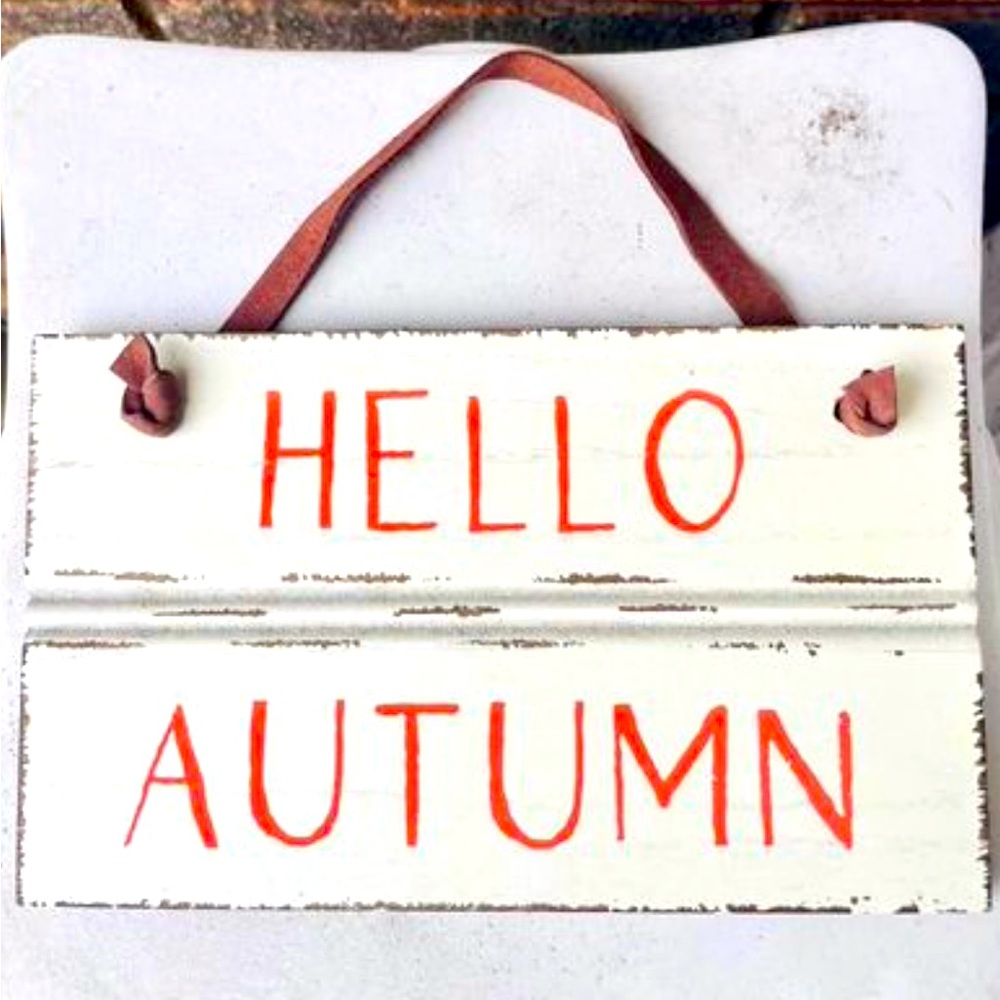*Hello Autumn Sign With Suede Hanger